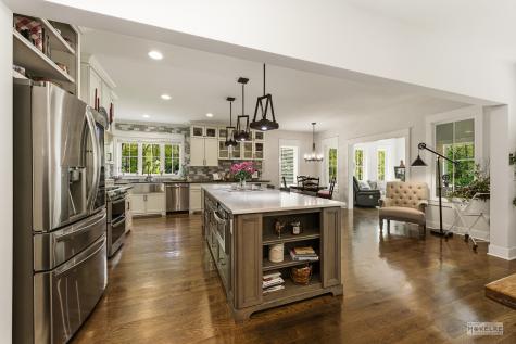 38 Woodland Drive Yorkville IL 60560