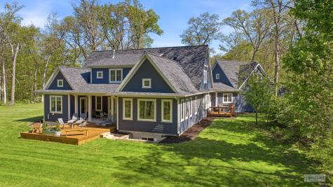 38 Woodland Drive Yorkville IL 60560