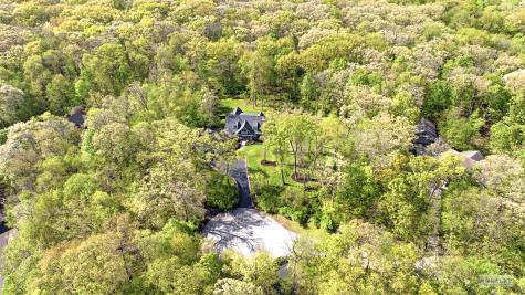 38 Woodland Drive Yorkville IL 60560
