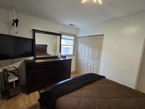 14932 Kedvale Avenue Midlothian IL 60445