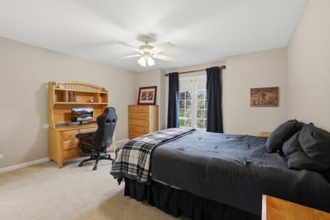 5701 Churchill Lane Libertyville IL 60048