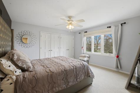 5701 Churchill Lane Libertyville IL 60048
