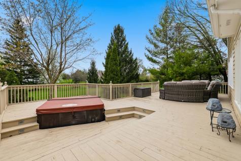 5701 Churchill Lane Libertyville IL 60048