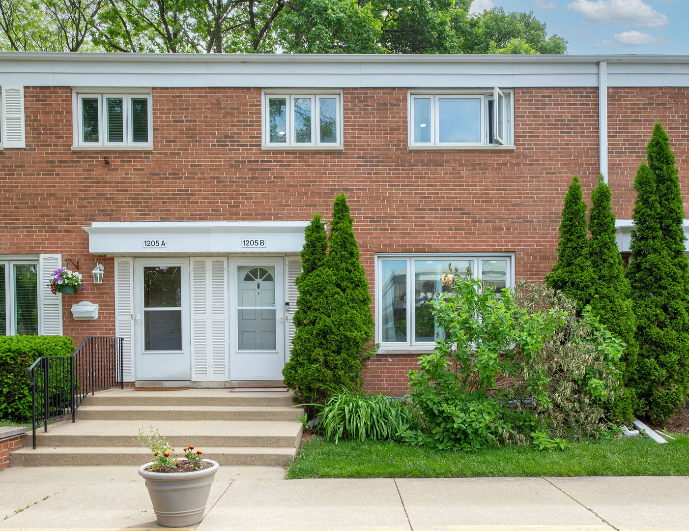 1205 Peterson Avenue Park Ridge IL 60068