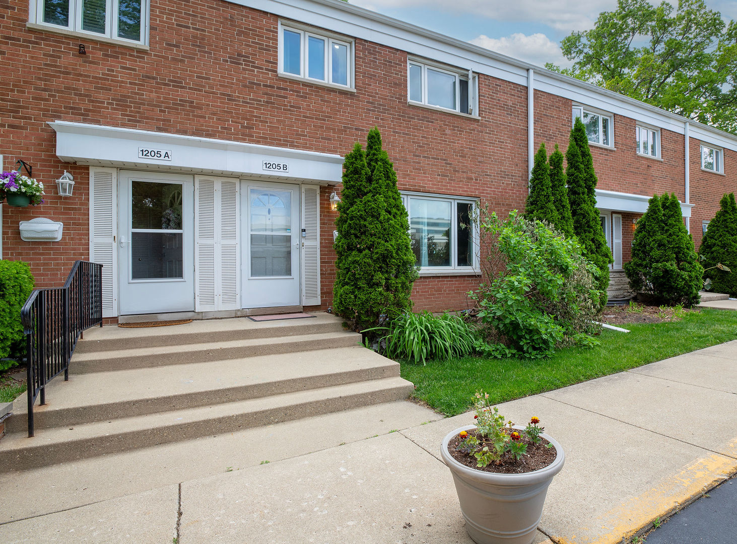 1205 Peterson Avenue Park Ridge IL 60068