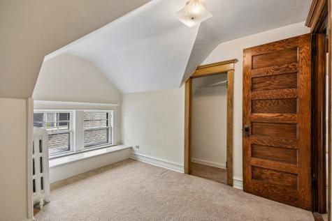734 Gunderson Avenue Oak Park IL 60304