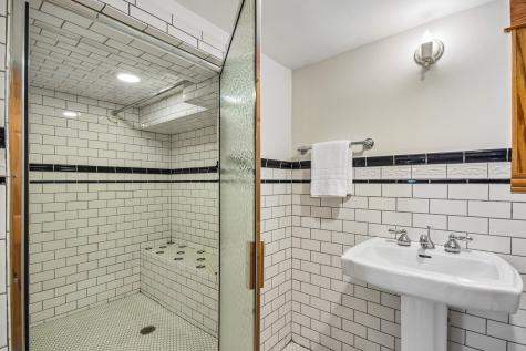 734 Gunderson Avenue Oak Park IL 60304