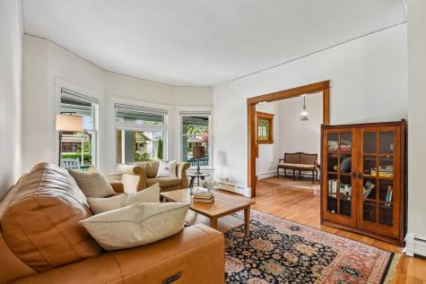 734 Gunderson Avenue Oak Park IL 60304