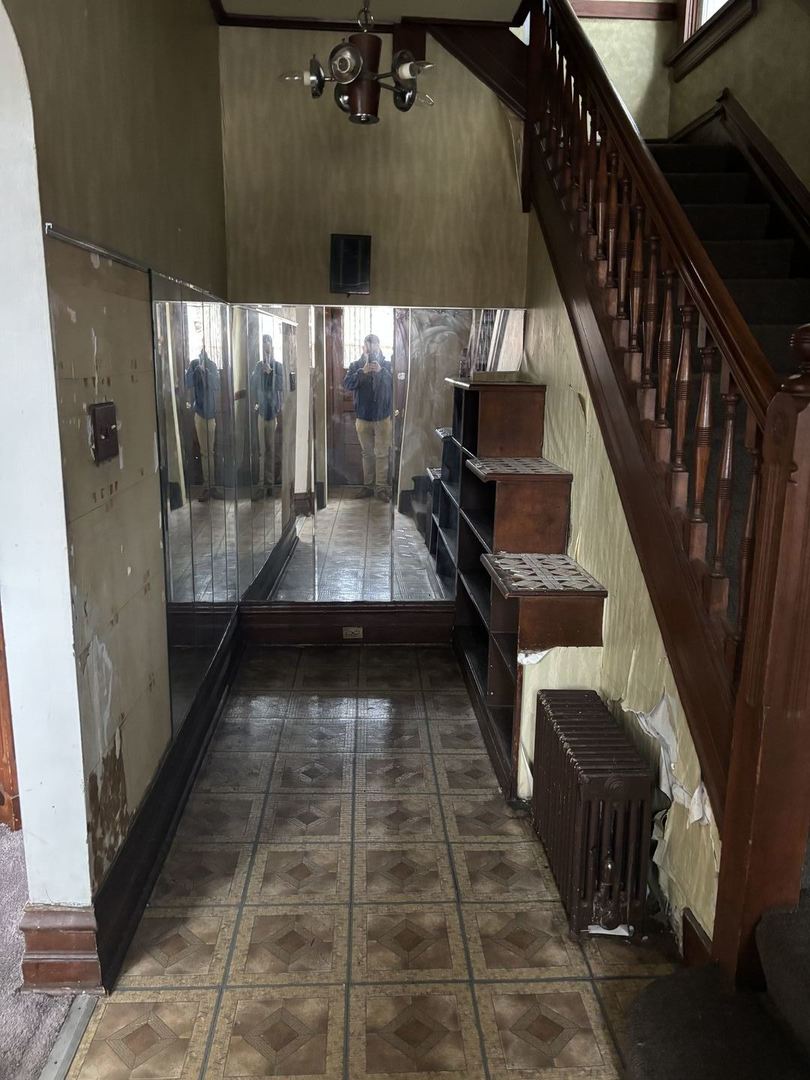 2469 East 74th Street Chicago IL 60649