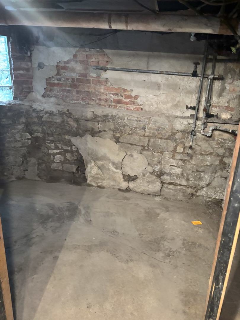 2469 East 74th Street Chicago IL 60649