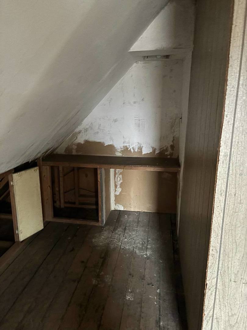 2469 East 74th Street Chicago IL 60649