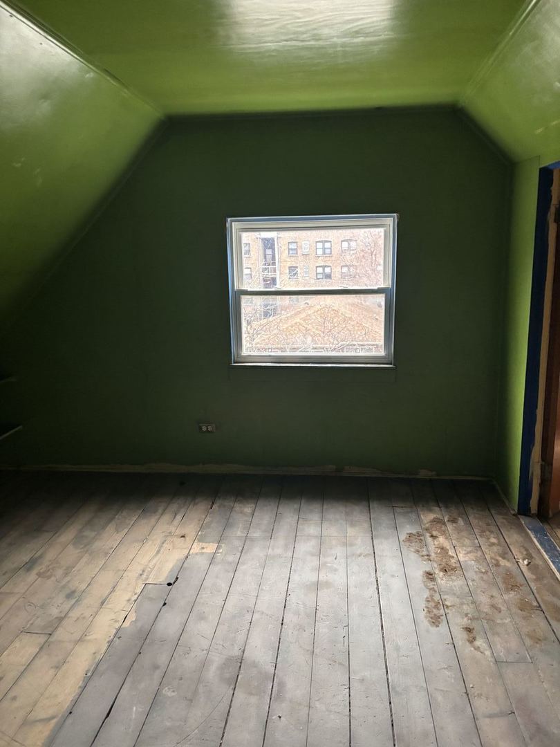 2469 East 74th Street Chicago IL 60649