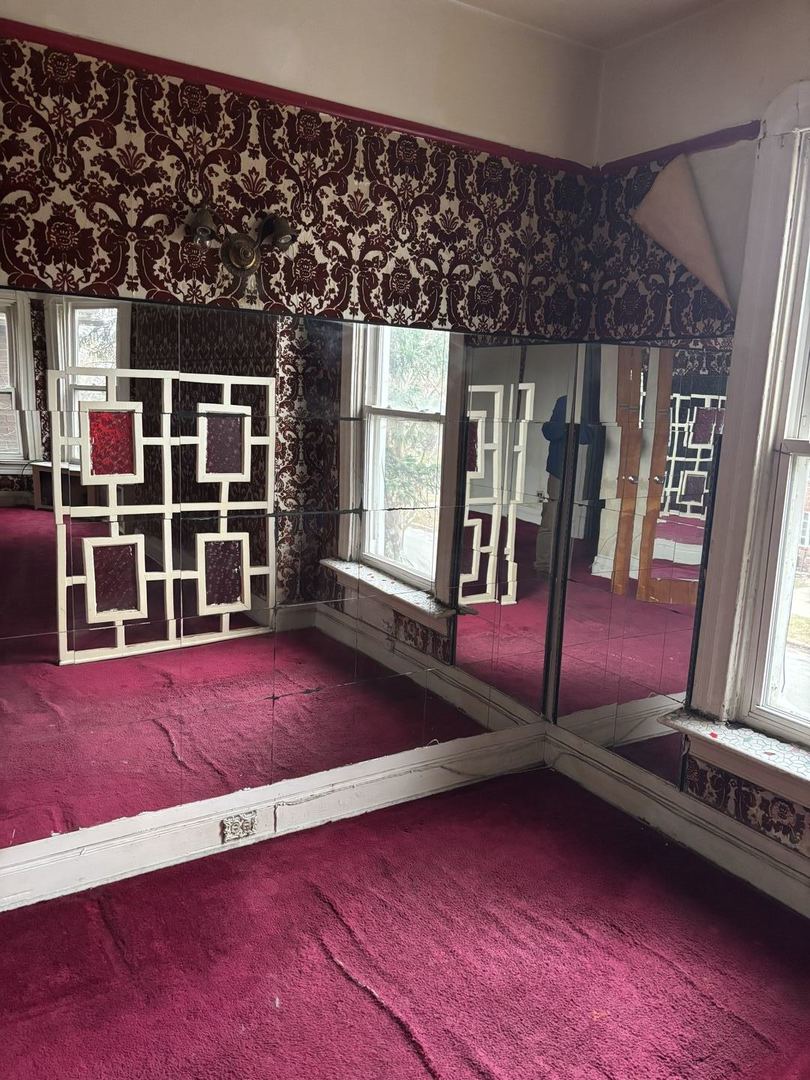 2469 East 74th Street Chicago IL 60649