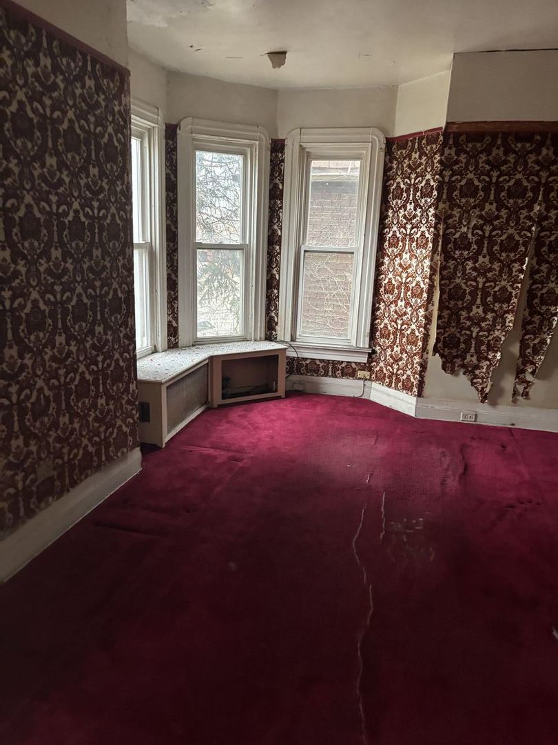 2469 East 74th Street Chicago IL 60649