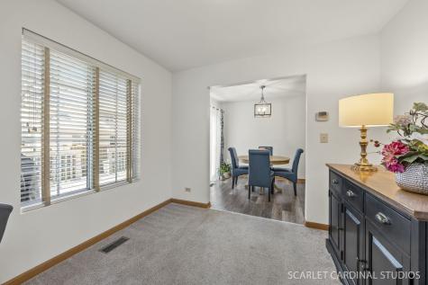 94 Townsend Circle Naperville IL 60565