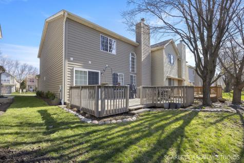 94 Townsend Circle Naperville IL 60565