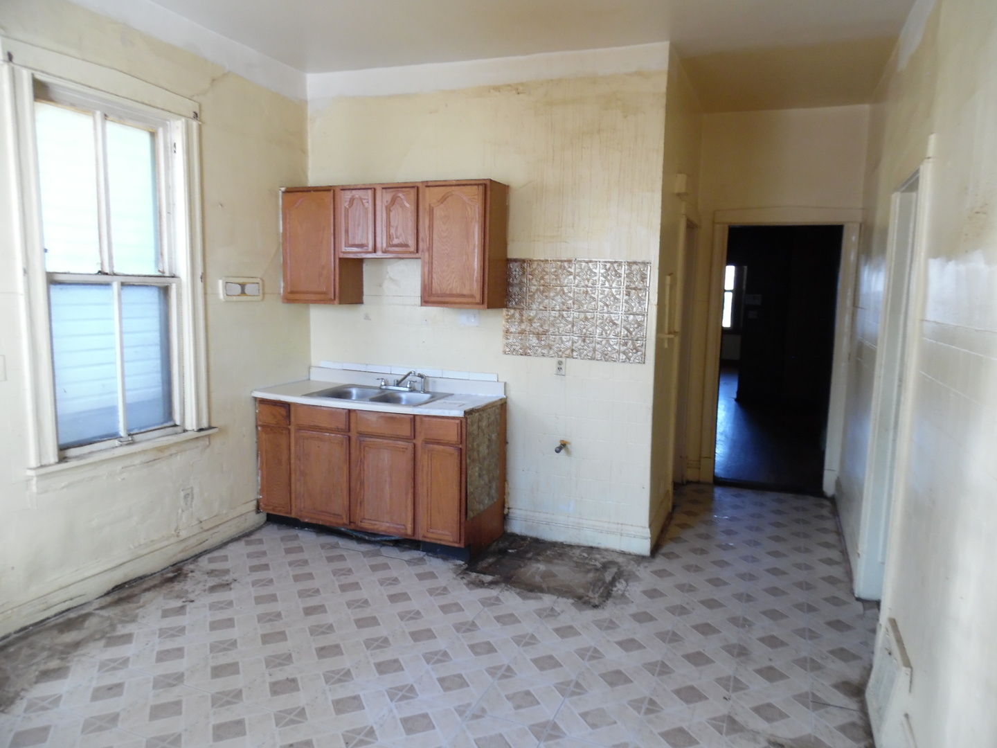 5605 South Justine Street Chicago IL 60636