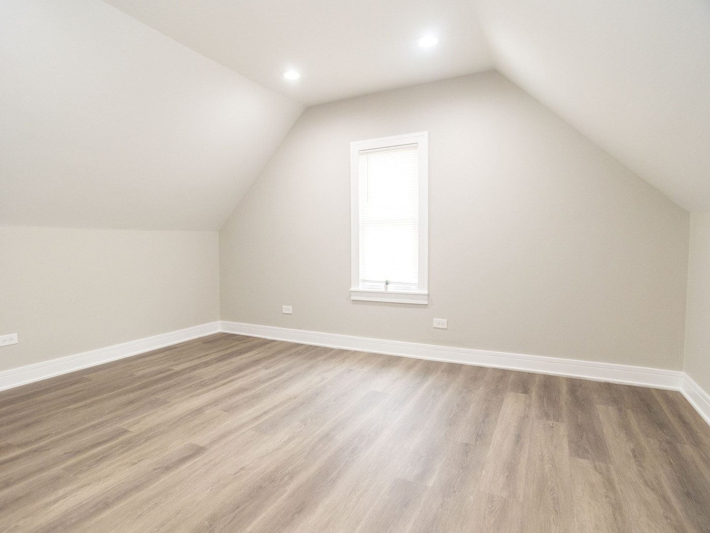 7232 South Sangamon Street Chicago IL 60621