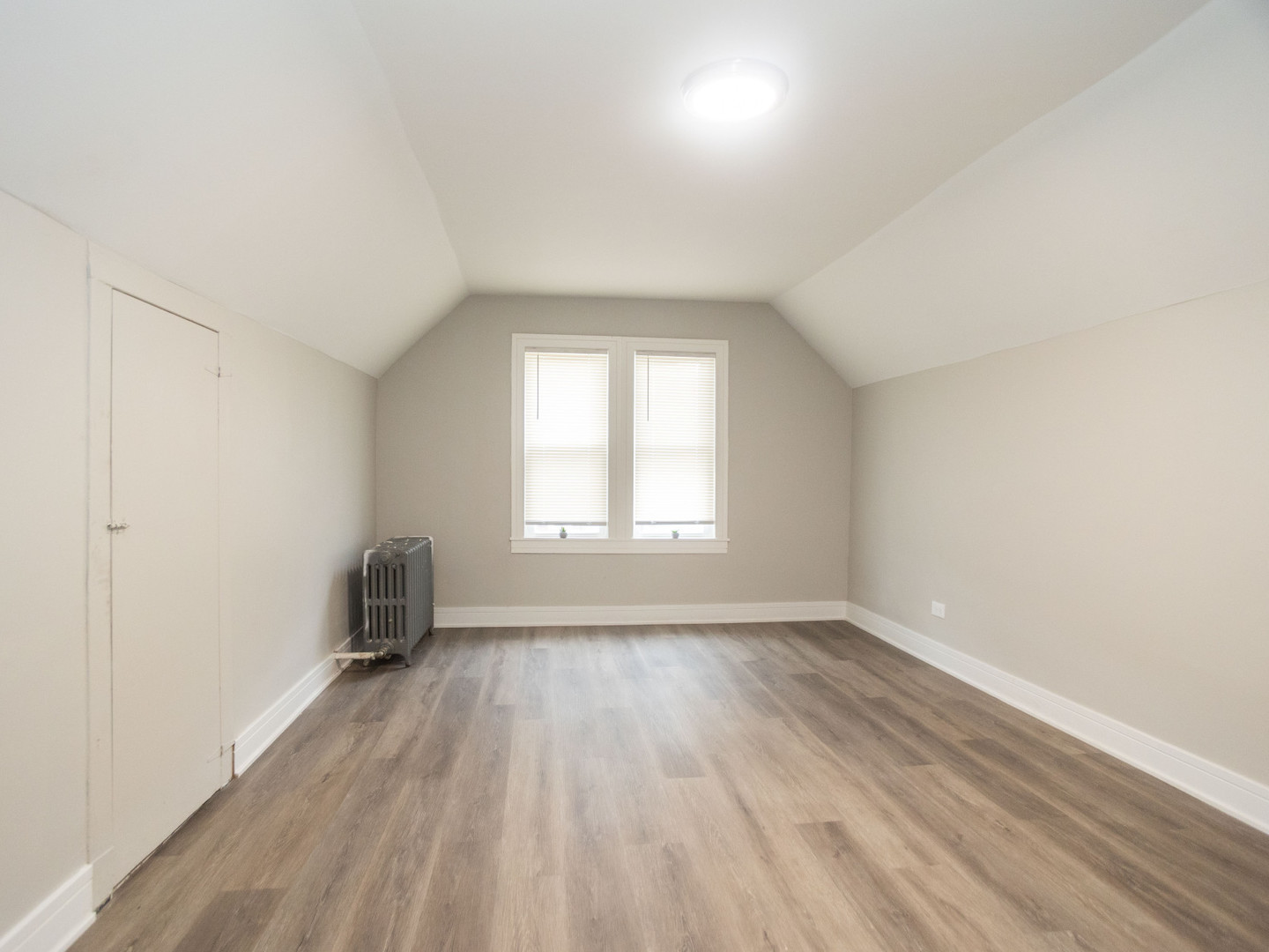 7232 South Sangamon Street Chicago IL 60621