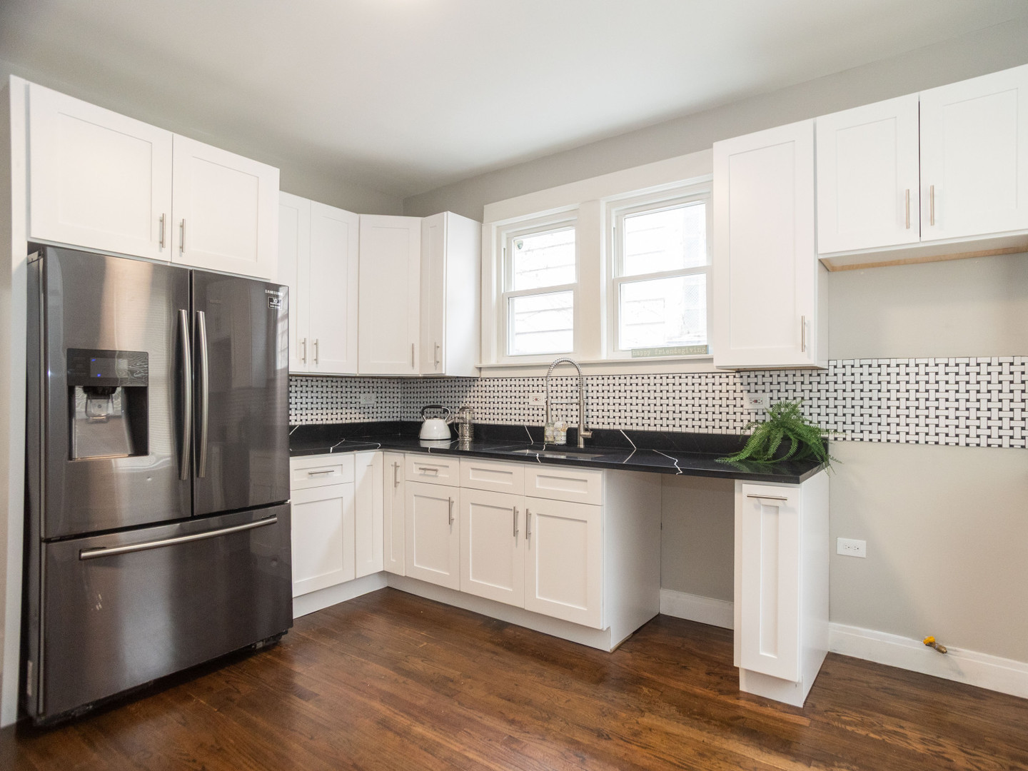 7232 South Sangamon Street Chicago IL 60621