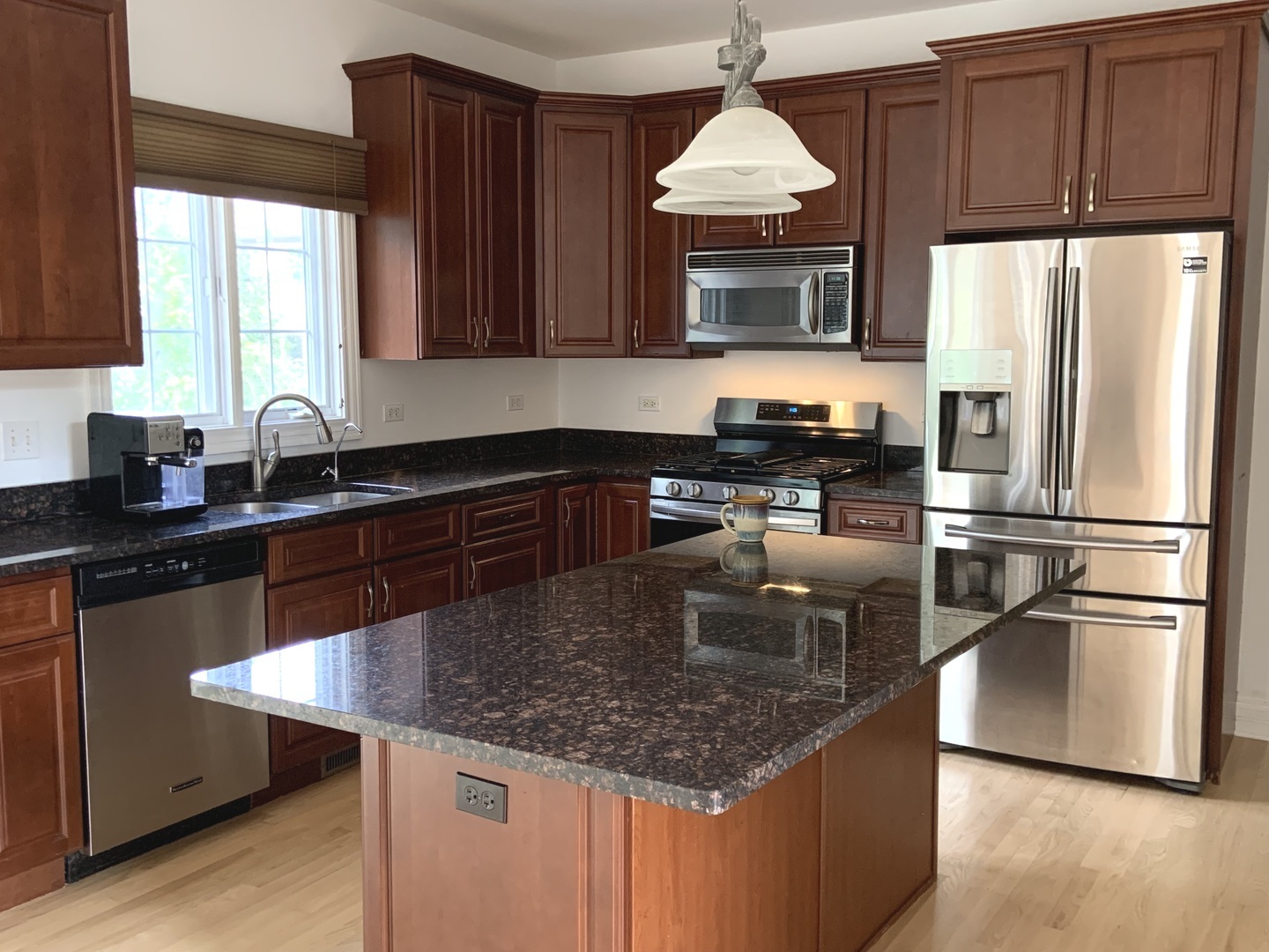 904 Cumnor Road Downers Grove IL 60516