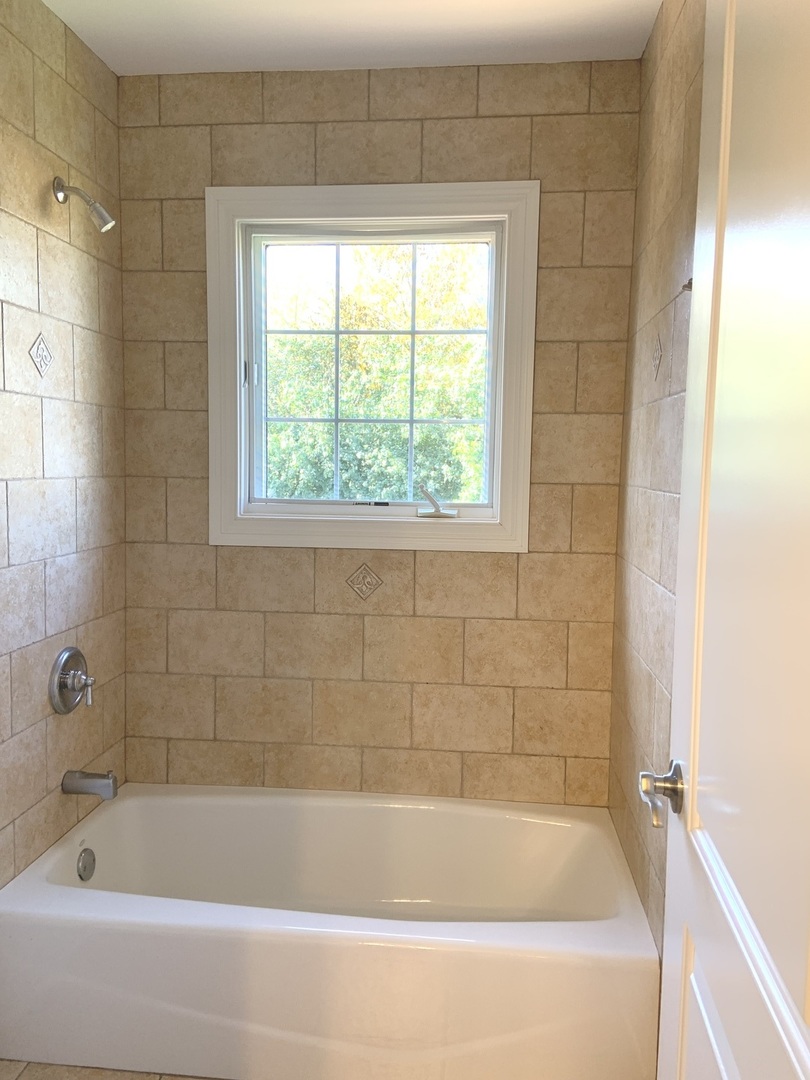 904 Cumnor Road Downers Grove IL 60516