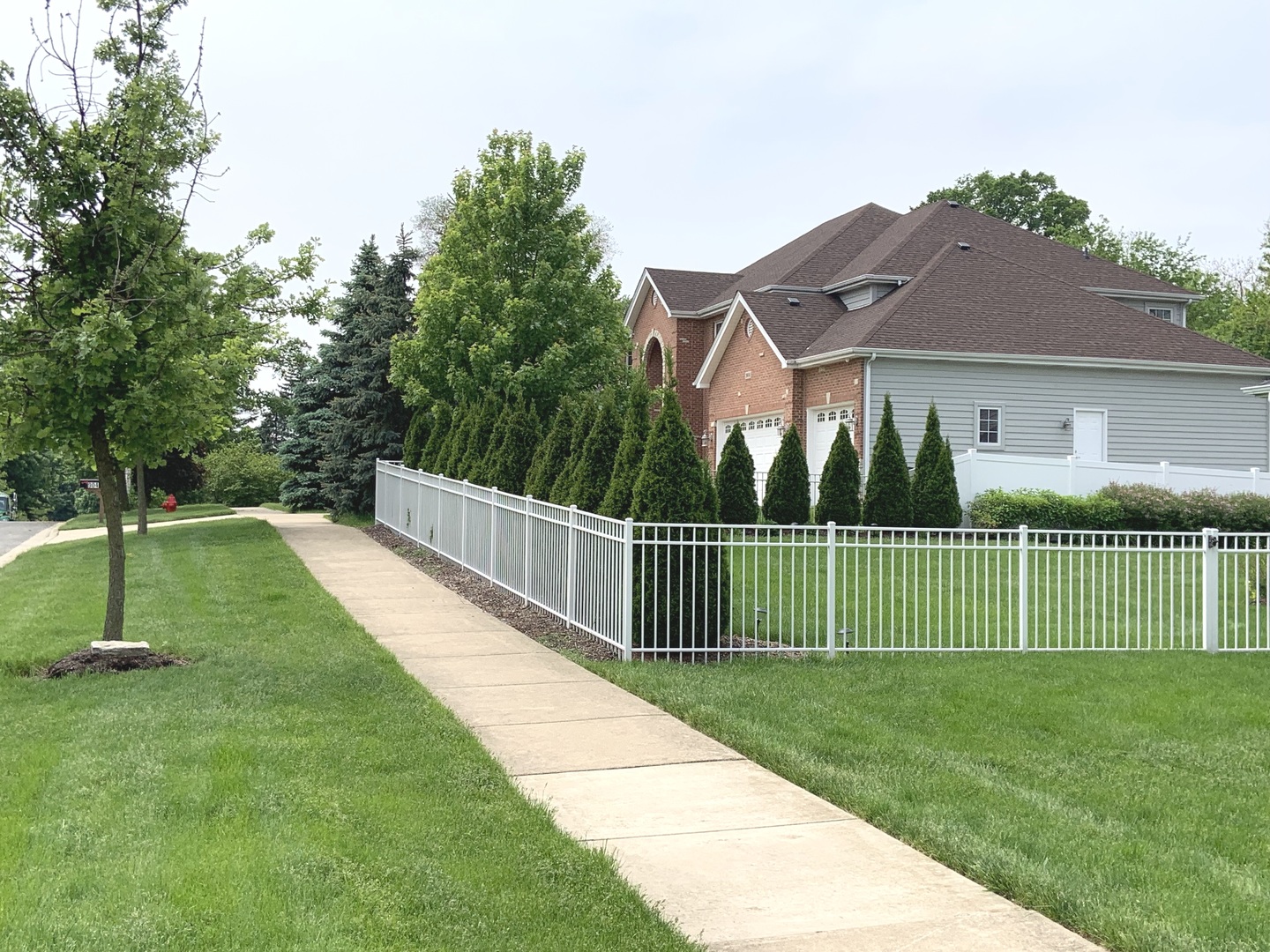 904 Cumnor Road Downers Grove IL 60516