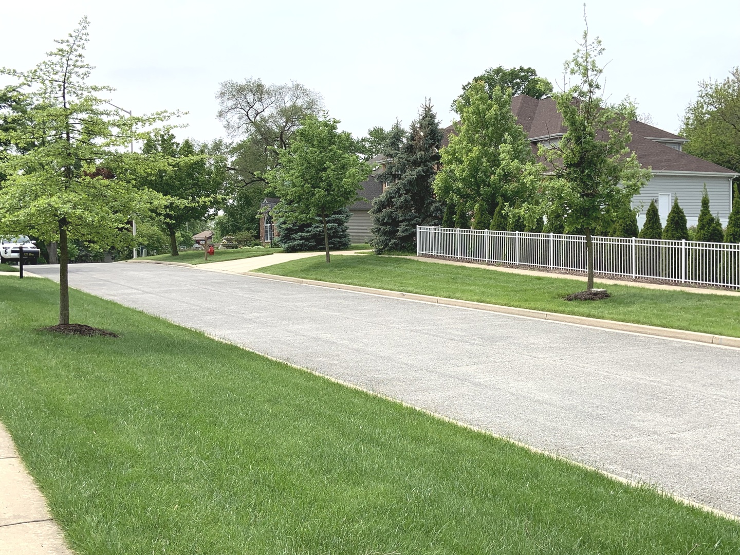 904 Cumnor Road Downers Grove IL 60516