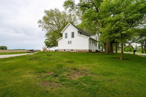 12610 North 1900 East Road Fairbury IL 61739