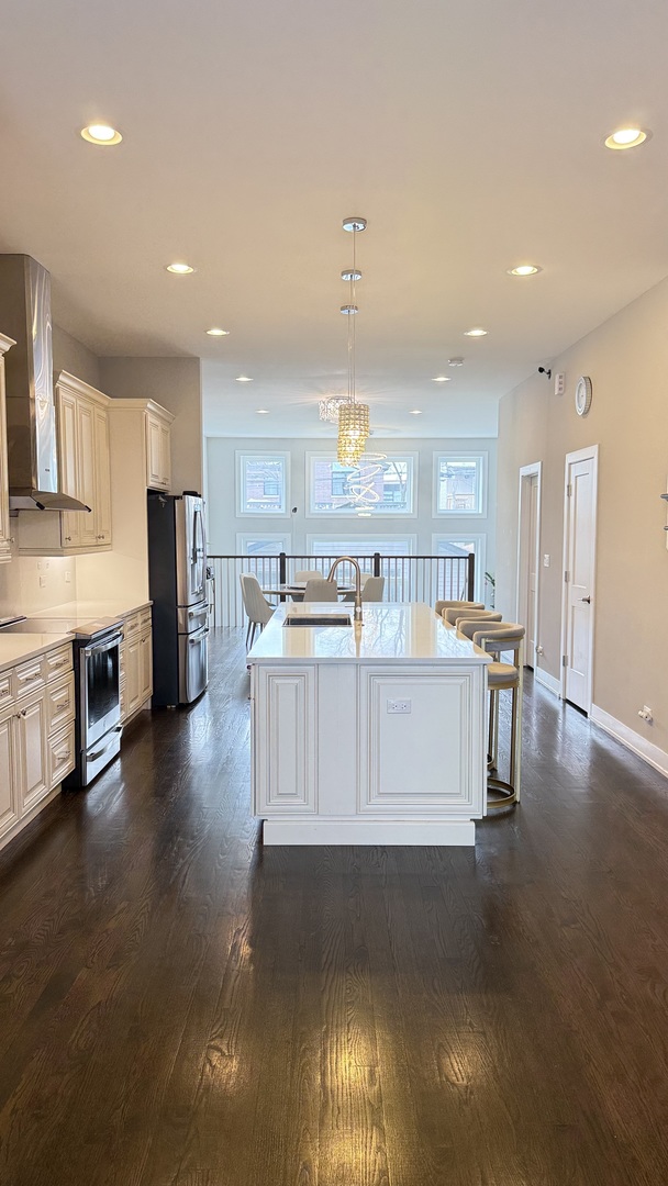 3422 South Normal Avenue Chicago IL 60616