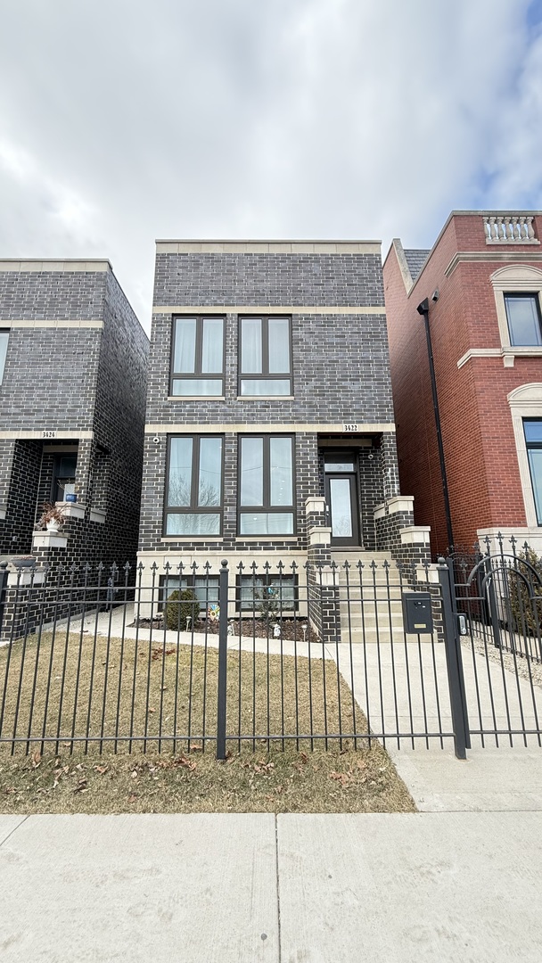 3422 South Normal Avenue Chicago IL 60616