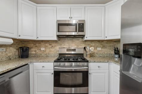 264 Penny Lane Grayslake IL 60030