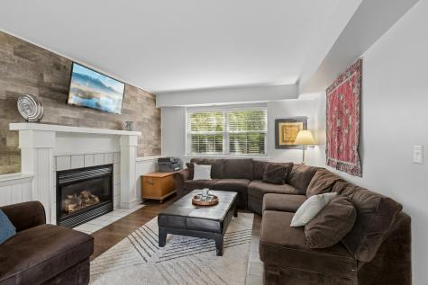 264 Penny Lane Grayslake IL 60030