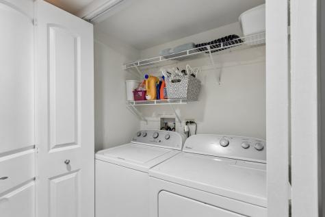 264 Penny Lane Grayslake IL 60030