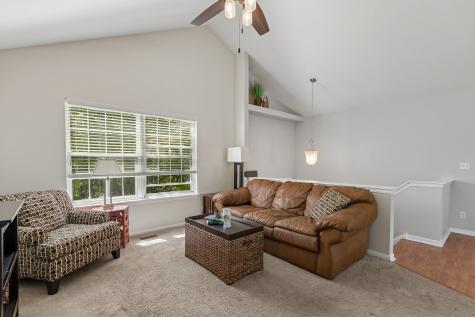 264 Penny Lane Grayslake IL 60030
