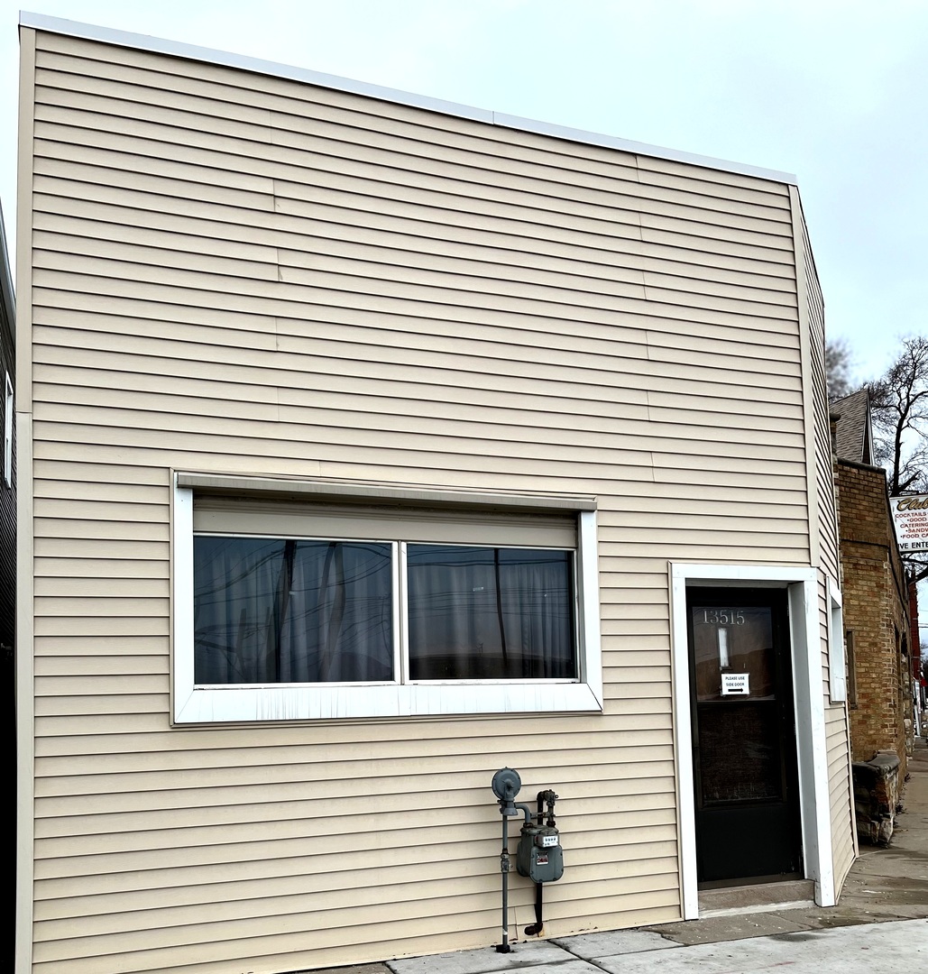 13515 South Baltimore Avenue Chicago IL 60633