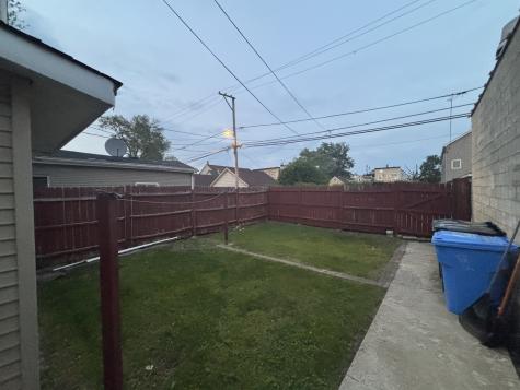 13515 South Baltimore Avenue Chicago IL 60633