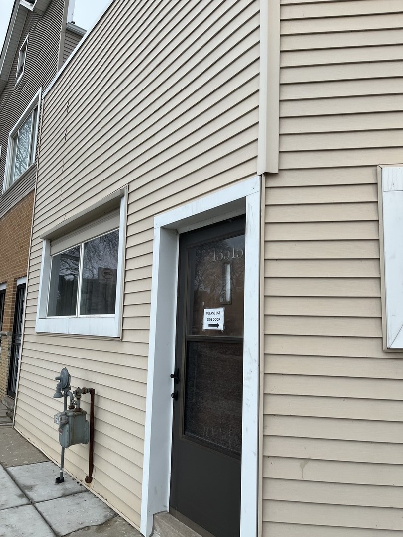 13515 South Baltimore Avenue Chicago IL 60633