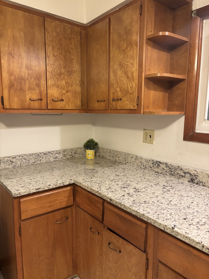 13515 South Baltimore Avenue Chicago IL 60633