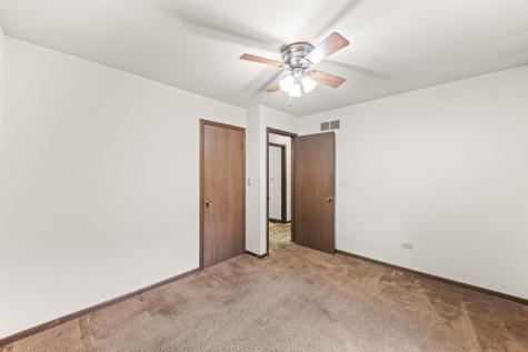 1406 Kaskaskia Avenue Elgin IL 60123