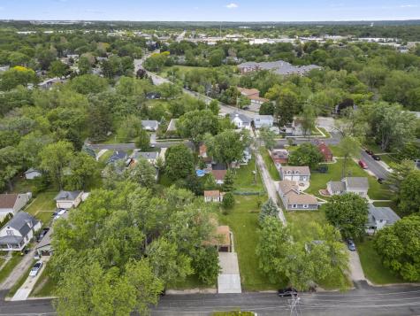 1406 Kaskaskia Avenue Elgin IL 60123