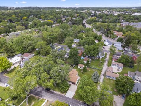 1406 Kaskaskia Avenue Elgin IL 60123