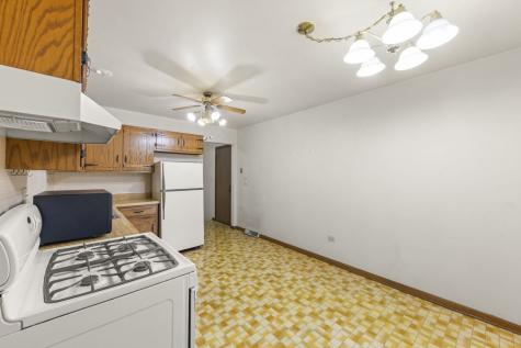 1406 Kaskaskia Avenue Elgin IL 60123