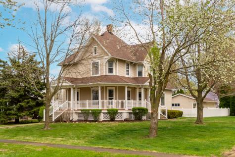 408 West First North Street Wenona IL 61377