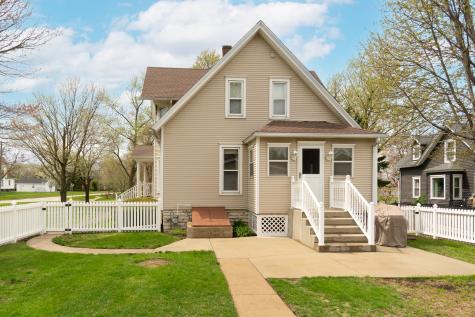 408 West First North Street Wenona IL 61377