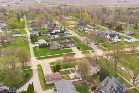 408 West First North Street Wenona IL 61377