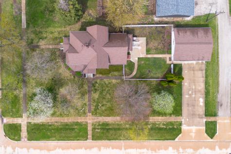 408 West First North Street Wenona IL 61377