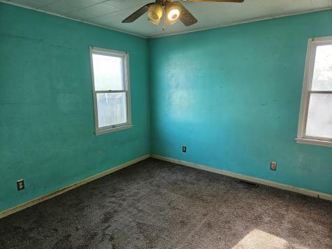 142 Fielder Drive Salem IL 62881