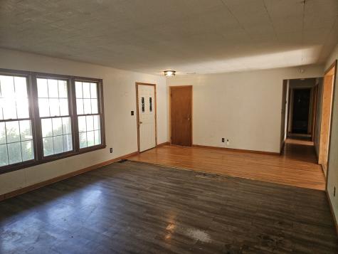 142 Fielder Drive Salem IL 62881