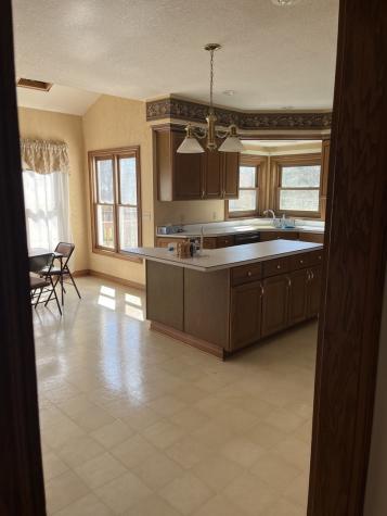 28 Tinsbury Lane Mattoon IL 61938